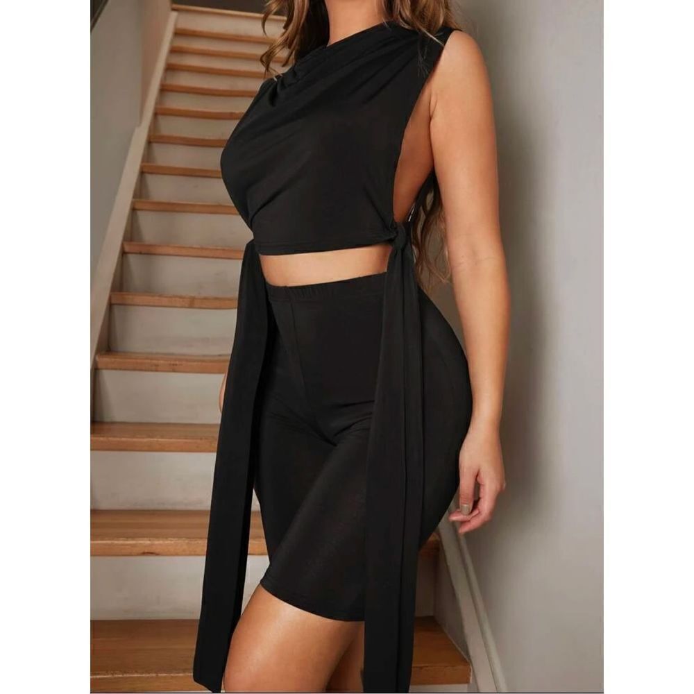 SHEIN Solid Knot Side Tank Top And Biker Shorts Women’s Size 8-10